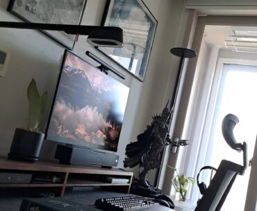 good afternoon! my small and cozy setup