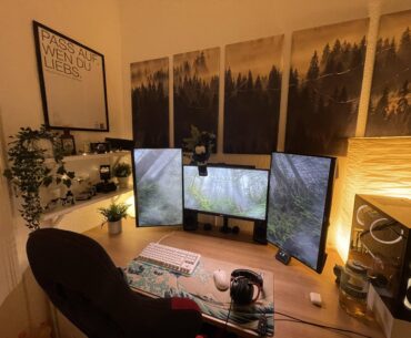 Changed some things around again but i am back with the aesthetic and warm setup from germany at the age of 18 :)