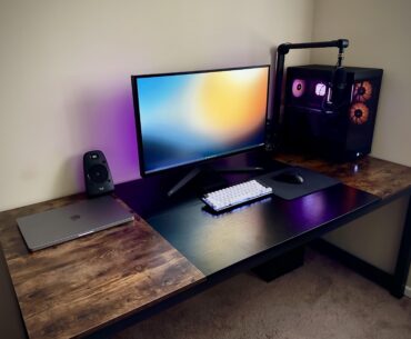Recently moved into my first apartment and built the setup of my dreams.