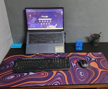 Update about the setup ,I've added a few things :a desk mat and mobile phone stand