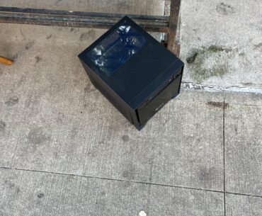 Found my dream pc from 2015 on the curb