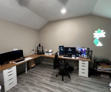 New battle station, what to fill empty space on walls with?
