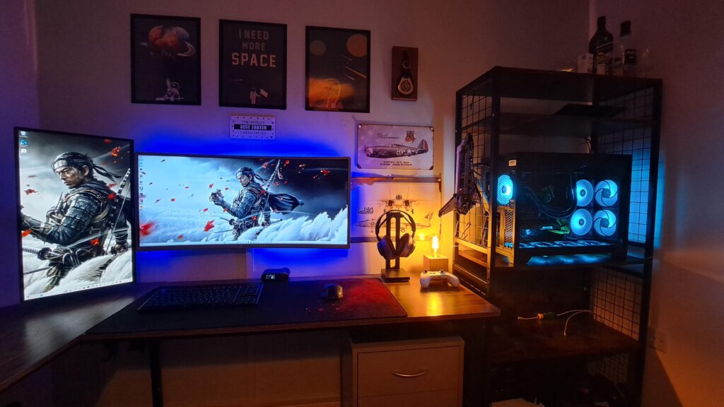 My battlestation, after a long year of upgrades!