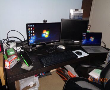 temporary laptop plug in display