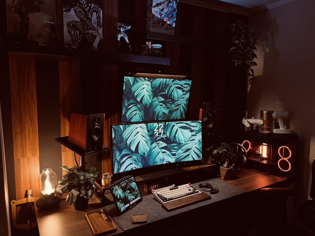 2 months living in my first apartment and pretty proud pf what I did with one of the rooms ☺️