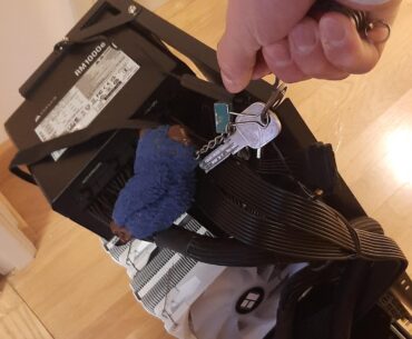 If your keychains don't look like this idk anymore