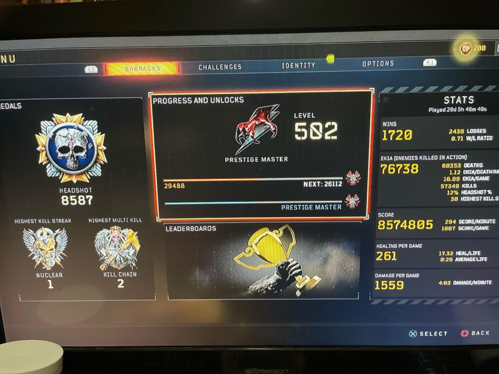 Anyone down to play? I need a squad for nuketown