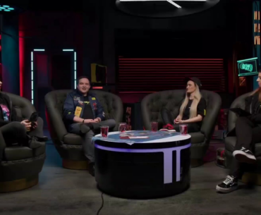 Paweł Sasko explains why you won't be able to listen to the portable radio all the time in 2.1 update 💀