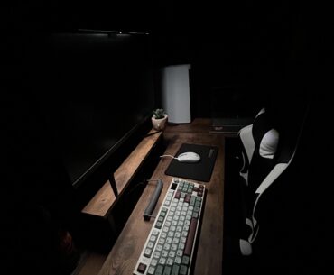 My 2024 setup with no rgb. (Powered by a laptop)