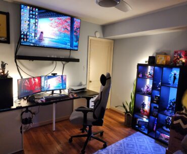 Finally posting after a long time of being a lurker. Hope y'all like my set up! (one day ill deal with the cables from the tv and sound bar I swear lol)