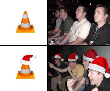 You know Xmas is here when VLC wears the hat