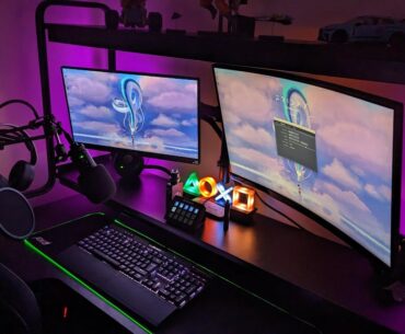 Looking for a new desk (Needs to fit a lot on)