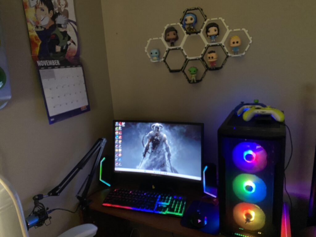 Enjoying my new pc, runs like a dream! Rate my setup.