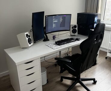 My new battle station right here. Any thoughts?