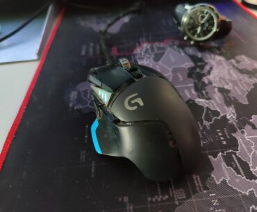 Anyone else still rocking original G502 from 2014?