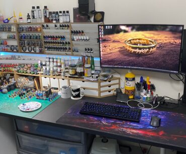 My combo hobby/gaming battle station :)