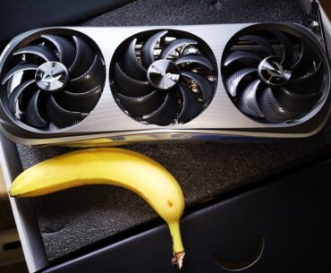 I didn't realise they were this large, banana for scale. I have 1cm room room to spare in a Corsair 4000D