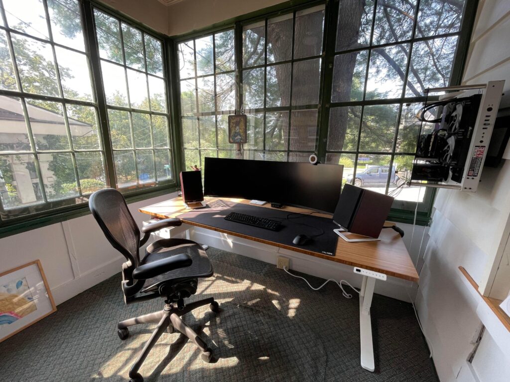 No RGB but new office is coming together