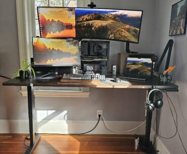 Built my first PC in 2020. Finally happy with my setup
