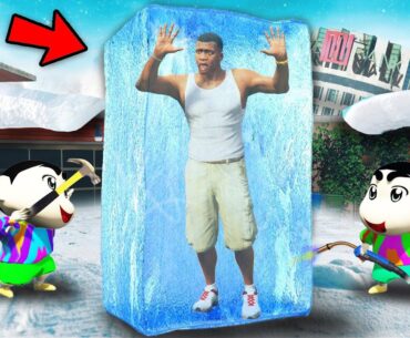 GTA 5 : Franklin Shinchan & Pinchan Freezes In Ice GTA 5 !
