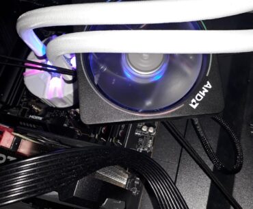 Wraith prism in silent mode is cooling the RAM 10Celcius better than Rampage 6c-121 which cooled 12 Celcius better than just Gskill's low profile heatspreader alone, in Counter Strike 2. (1.4V Hynix-A)