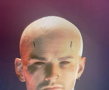 Is there any way to make v not look like mega mind ?