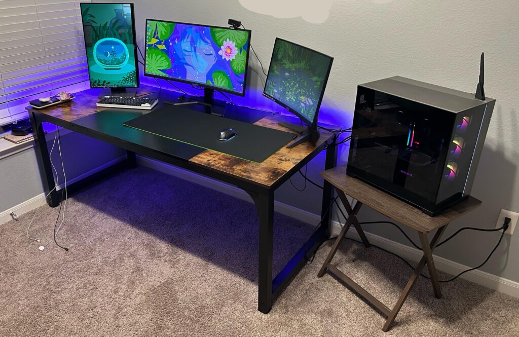 Got a real desk!