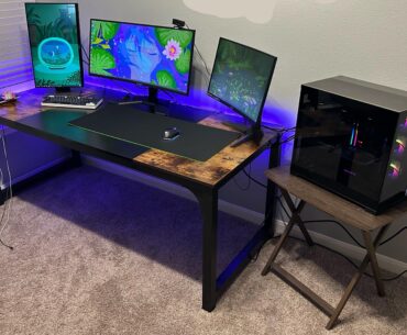 Got a real desk!
