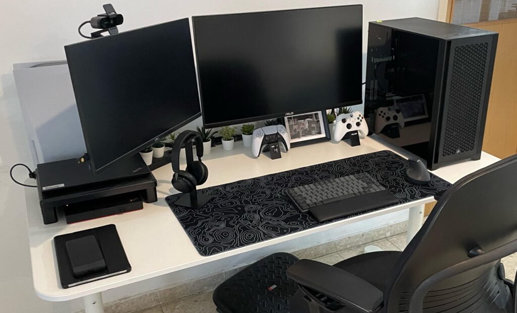 My updated Work / Battlestation