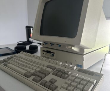 IBM PS/1 2011 is my charming vintage computer