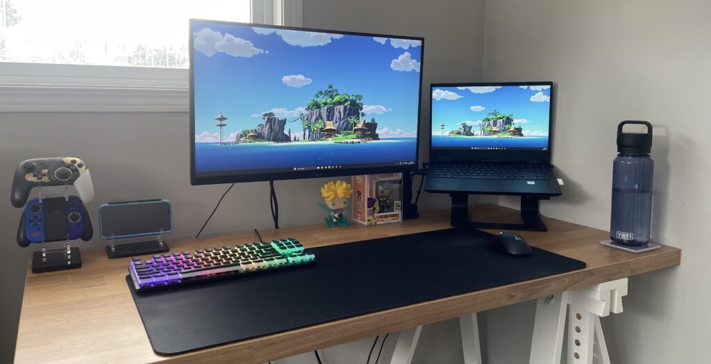 My Small & Simple Laptop Setup!