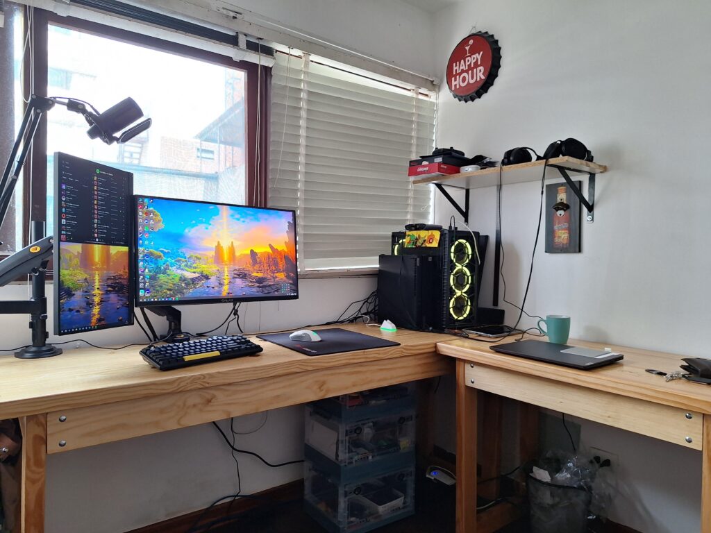 Work from home and gaming Setup v1