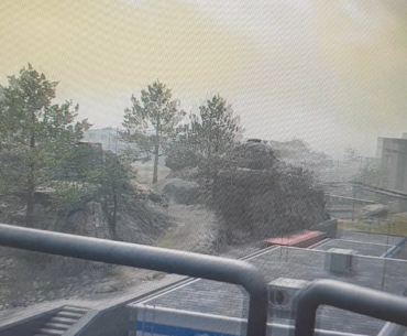 Been over a month and this visual bug hasn't been fixed.