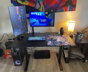 Treated myself to a new desk