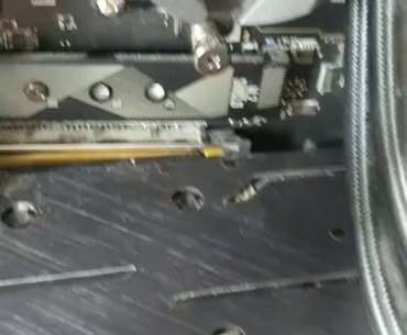 My friend is trying to install a new Graphics Card and he sent me this. It hurts my soul.