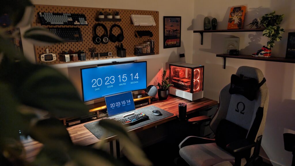 Posting a new photo for 2024 with some updates to my setup. Hope you guys like it!