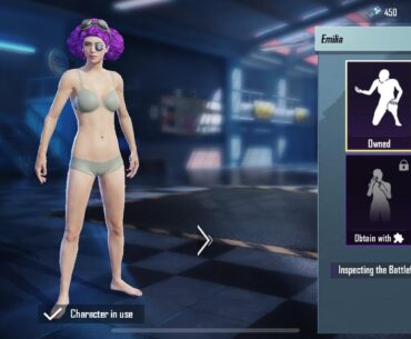 Does anyone know why my Emilia looks like this.. only on my screen it looks like that I looked at my character on my brothers phone and she looked how she is supposed to does anyone know why?
