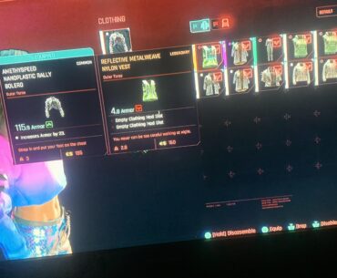 Does someone wanna explain how this is legendary?🤔