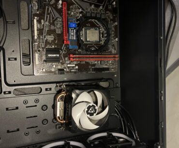 Guy payed 850€ for this without gpu as a „Gaming PC“