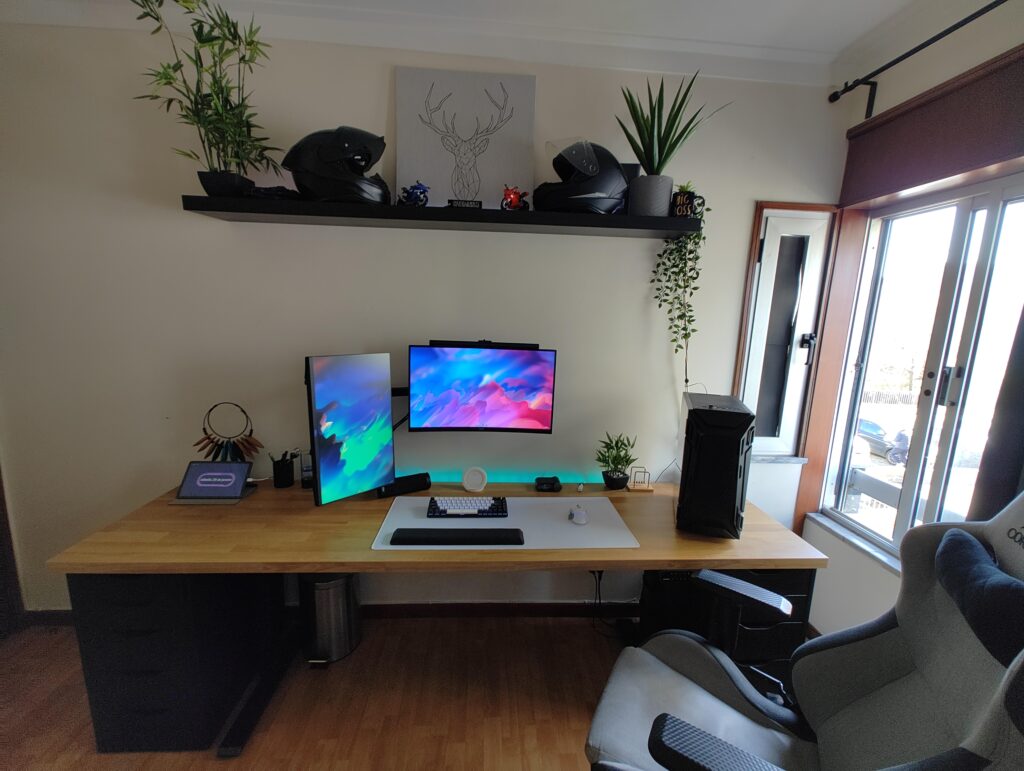 WFH and Gaming station , advice welcome