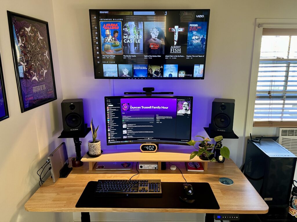 Stoked on this desk