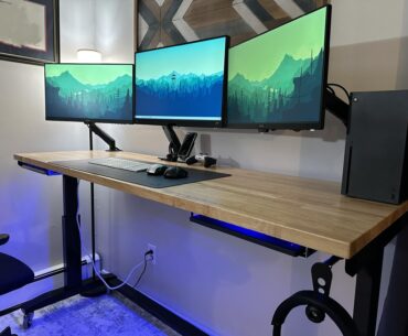 Husky mechanical workbench makes a great budget Sit/Stand Desk!