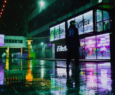 CHASE | Backstage from the filming of the cyberpunk clip.
