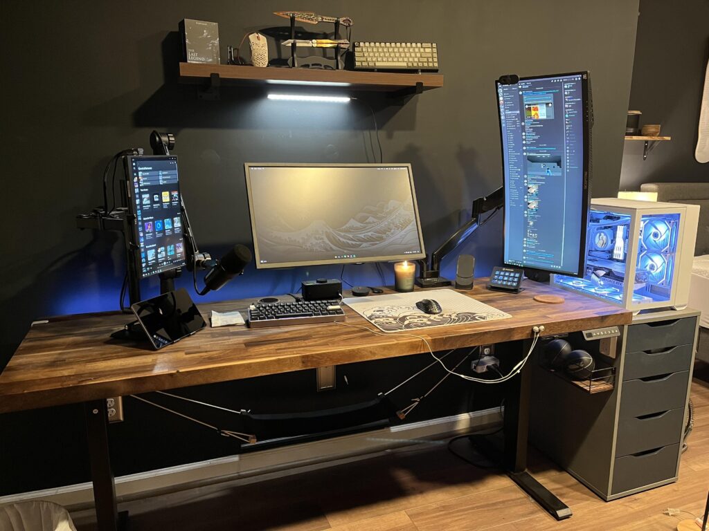 Let me know what you think! (Esports setup)