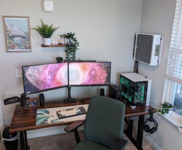 My latest WFH / gaming setup, waiting on second shelf to come in :)