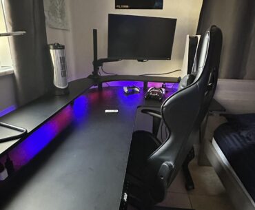 Got a new desk