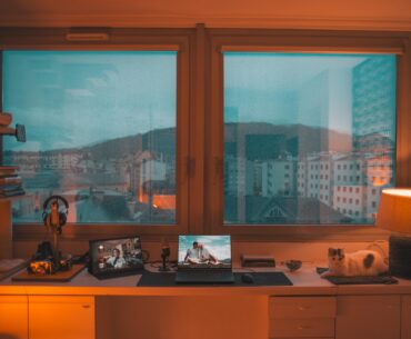 Just moved in a new studio, the view and lights from this rainy day makes it cozy.