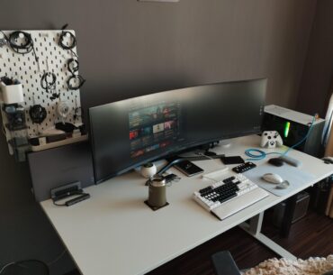 My work/gaming setup is complete