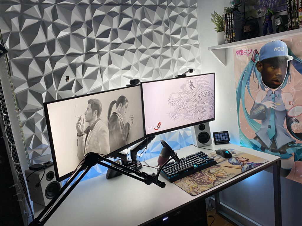 Fixed some of the complaints yall had, now deciding if I should put the pc on the desk