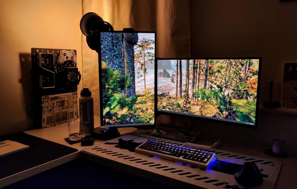 Cozy Laptop Battlestation